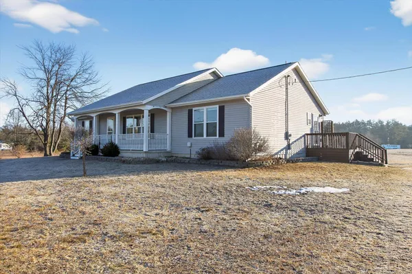 $390,000 | 22234 220th Avenue, Paris, MI 49338