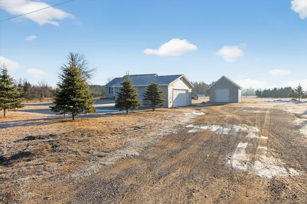 $390,000 | 22234 220th Avenue, Paris, MI 49338