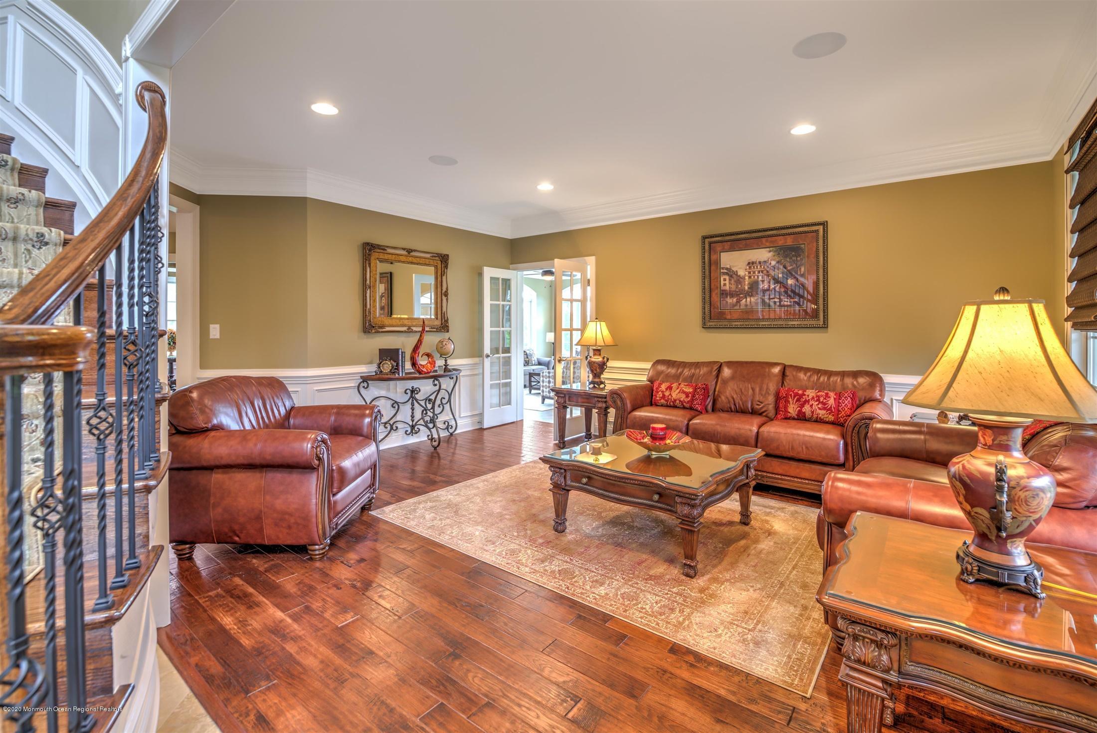21 Weathervane Circle Cream Ridge, NJ 08514 - Photo 14 of 64 009-LIVING ROOM