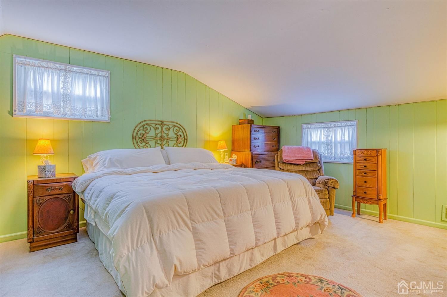276 Garner Road North Brunswick, NJ 08902 - Photo 18 of 30 Gallery Image 18