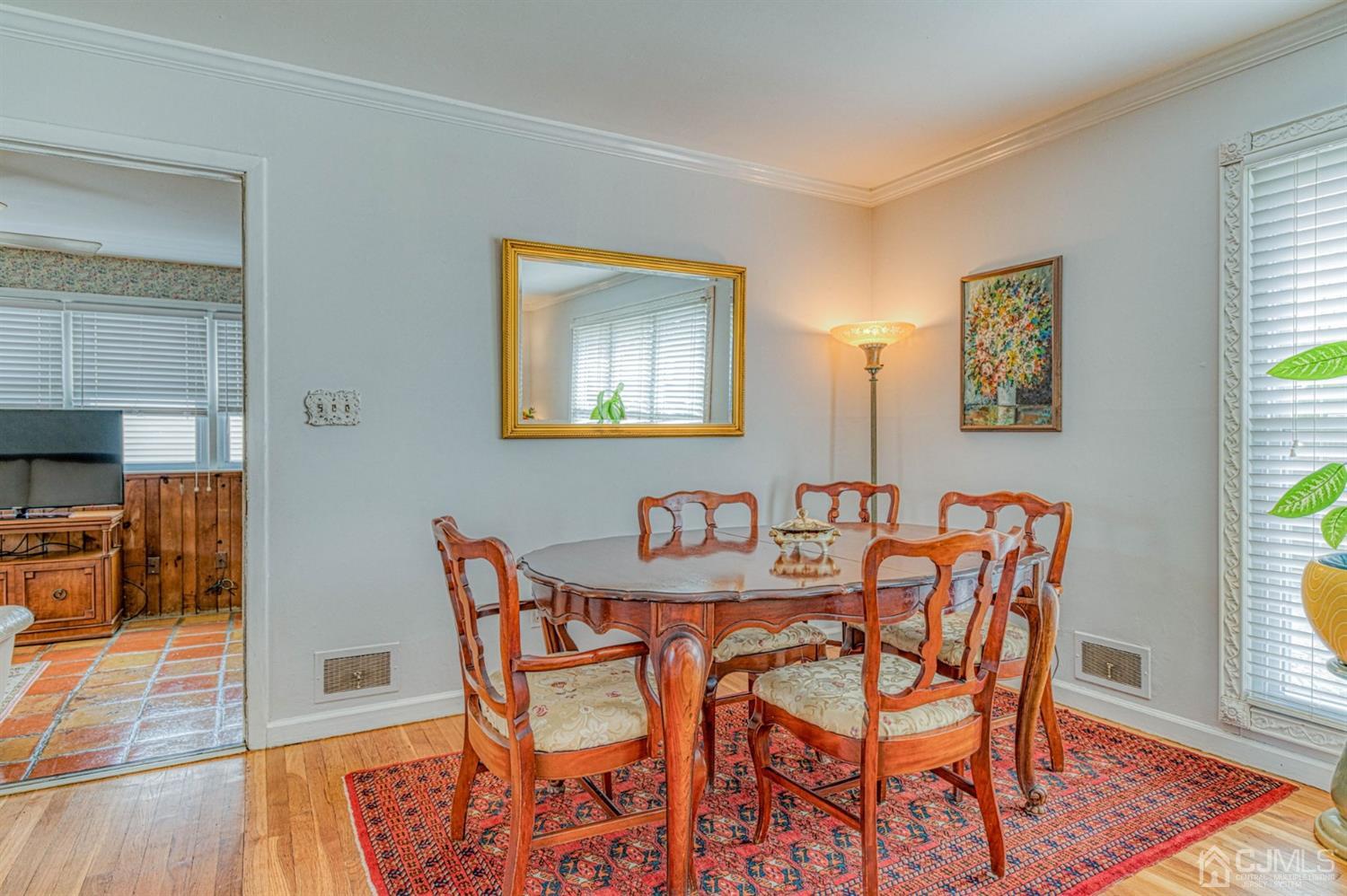 276 Garner Road North Brunswick, NJ 08902 - Photo 4 of 30 Gallery Image 4