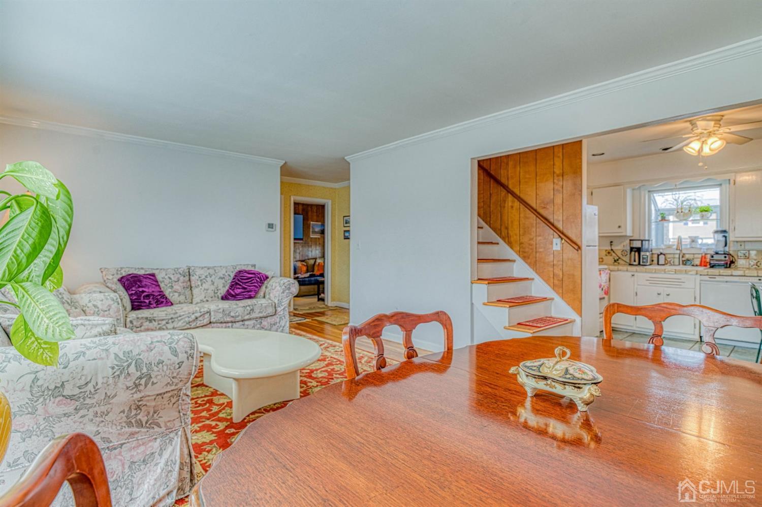 276 Garner Road North Brunswick, NJ 08902 - Photo 6 of 30 Gallery Image 6