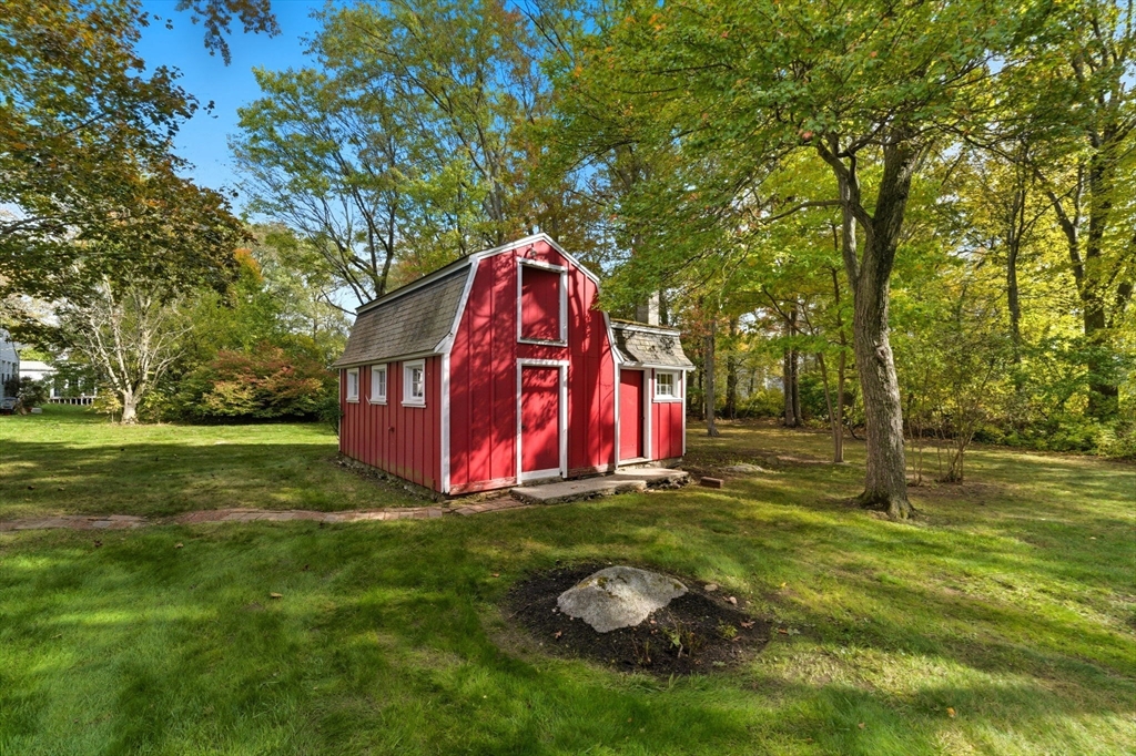 8 Colonial Road Milford, MA 01757 - Photo 25 of 28 Gallery Image 25