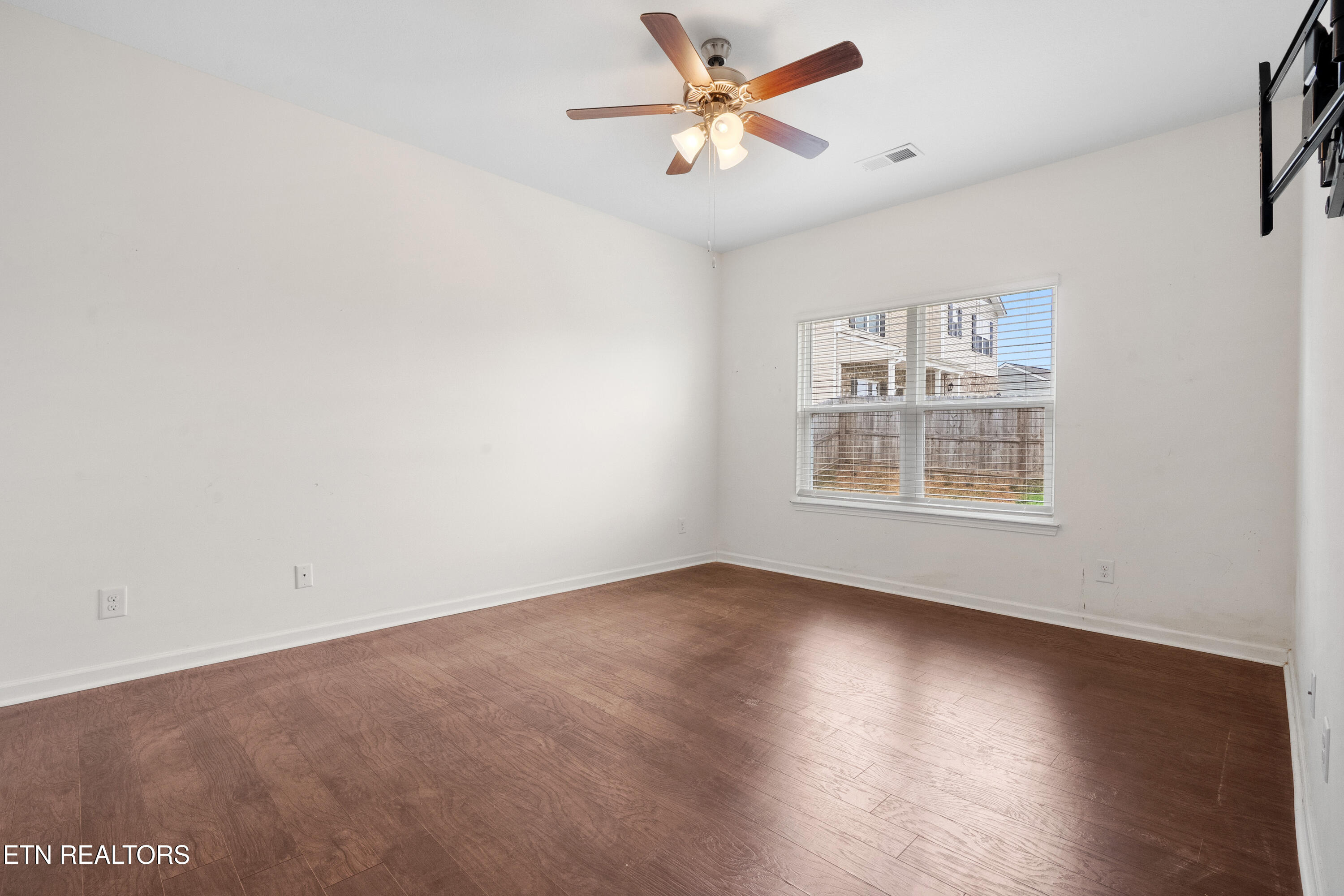 2359 Stream View Lane Morristown, TN 37814 - Photo 21 of 30 DSC09811