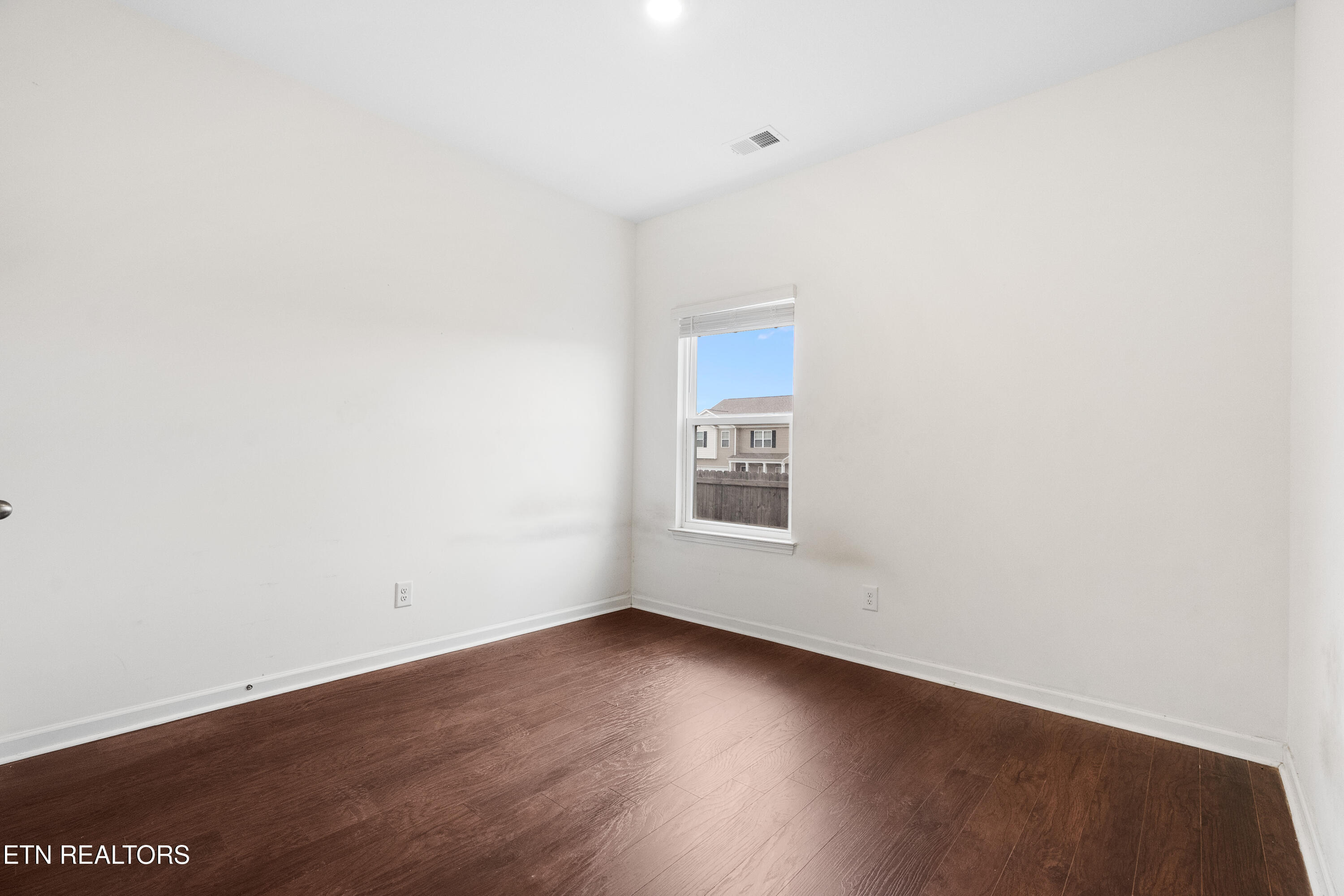 2359 Stream View Lane Morristown, TN 37814 - Photo 8 of 30 DSC09746