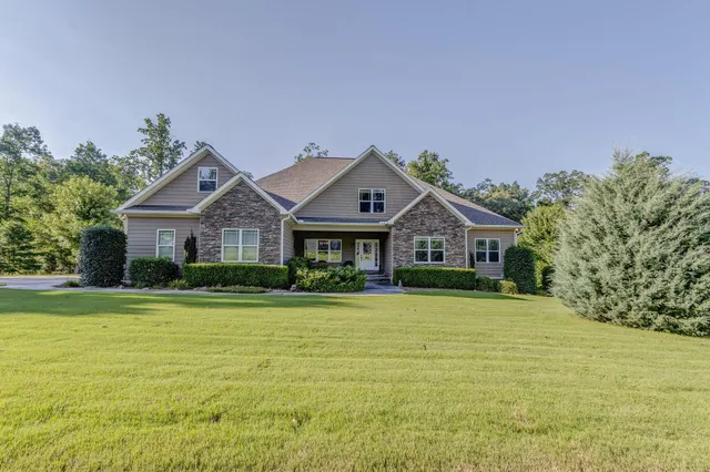 $814,900 | 1080 Estate Drive, Dalton, GA 30720