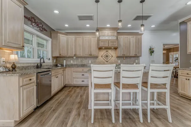 $814,900 | 1080 Estate Drive, Dalton, GA 30720