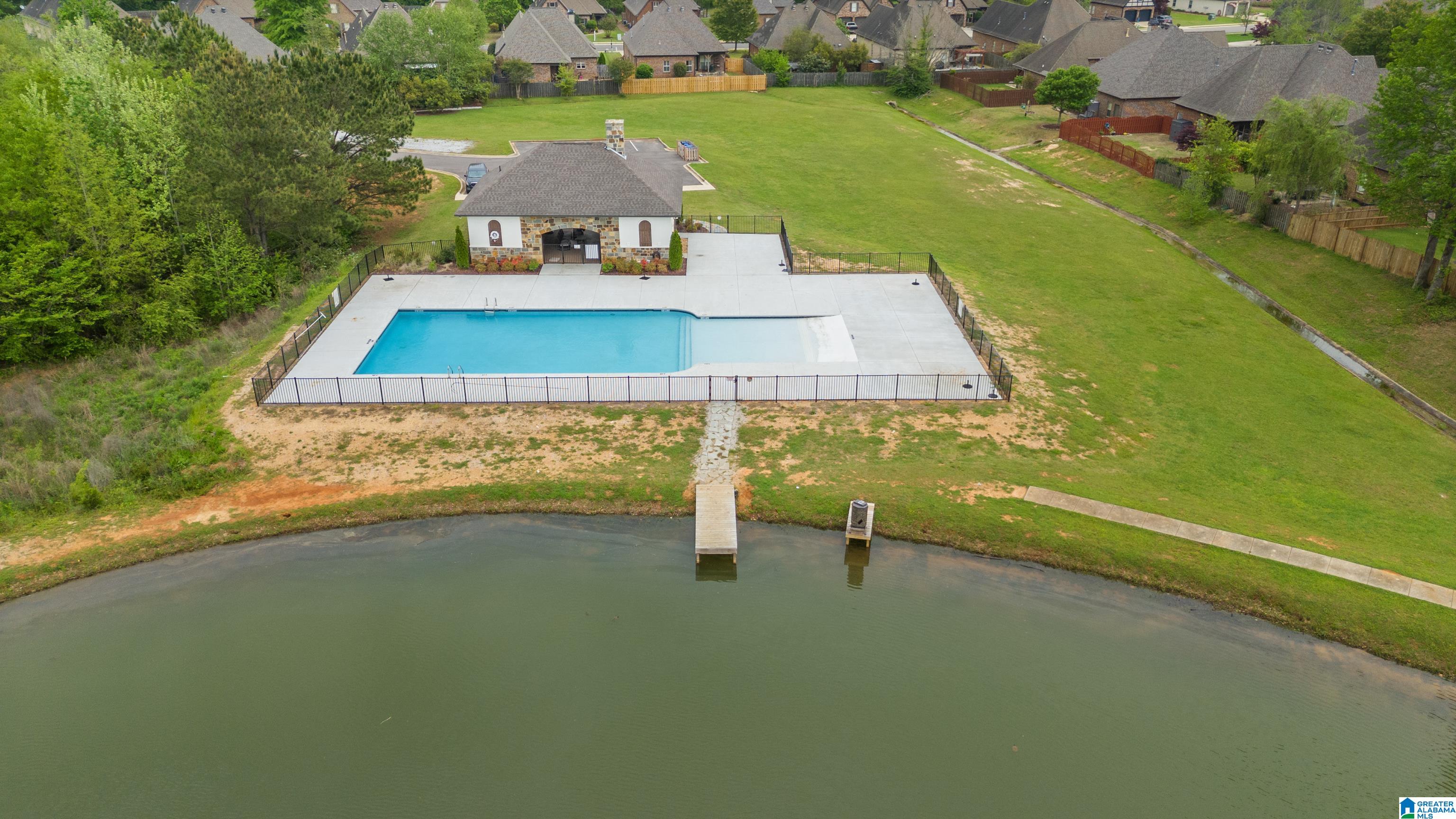 304 Lacey Avenue Alabaster, AL 35114 - Photo 41 of 43