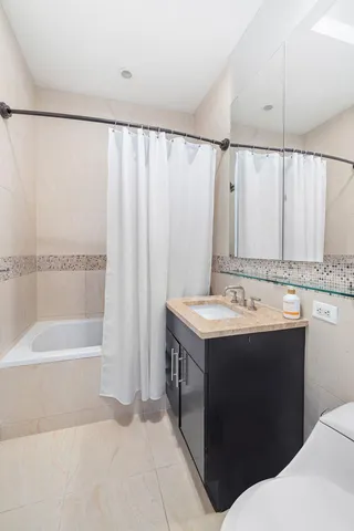 $1,175,000 | 325 5th Avenue, Unit 24B | Midtown South