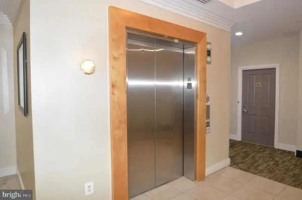 $1,950 | 4490 Market Commons Drive, Unit 412, Fairfax, VA 22033