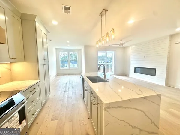 $675,000 | 1050 Blair Lane, Unit 201, Peachtree City, GA 30269