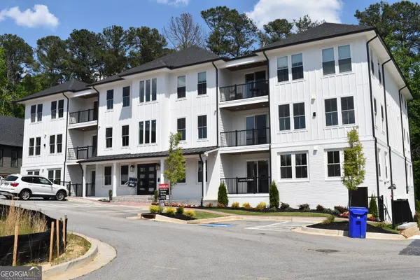 $675,000 | 1050 Blair Lane, Unit 201, Peachtree City, GA 30269