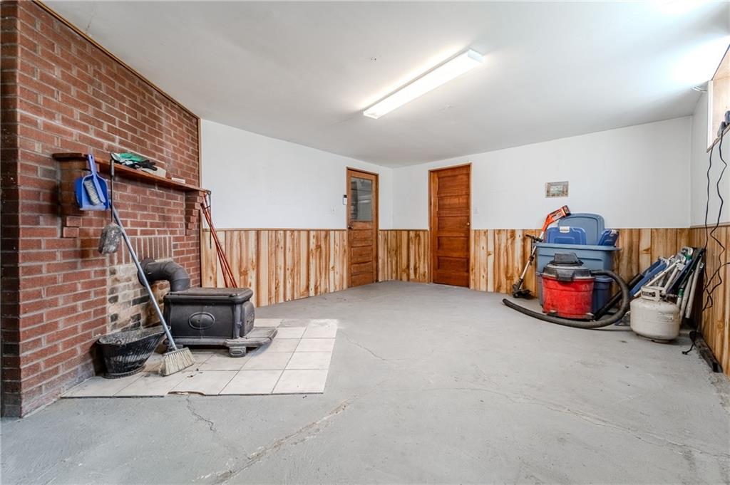 338 Brownlee Road Eighty Four, PA 15330 - Photo 17 of 29 a living room with furniture and a couch
