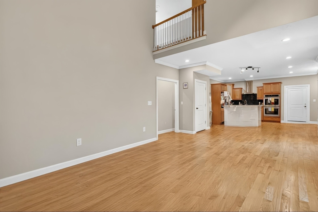 32 Bissonnette Circle Southampton, MA 01073 - Photo 13 of 38