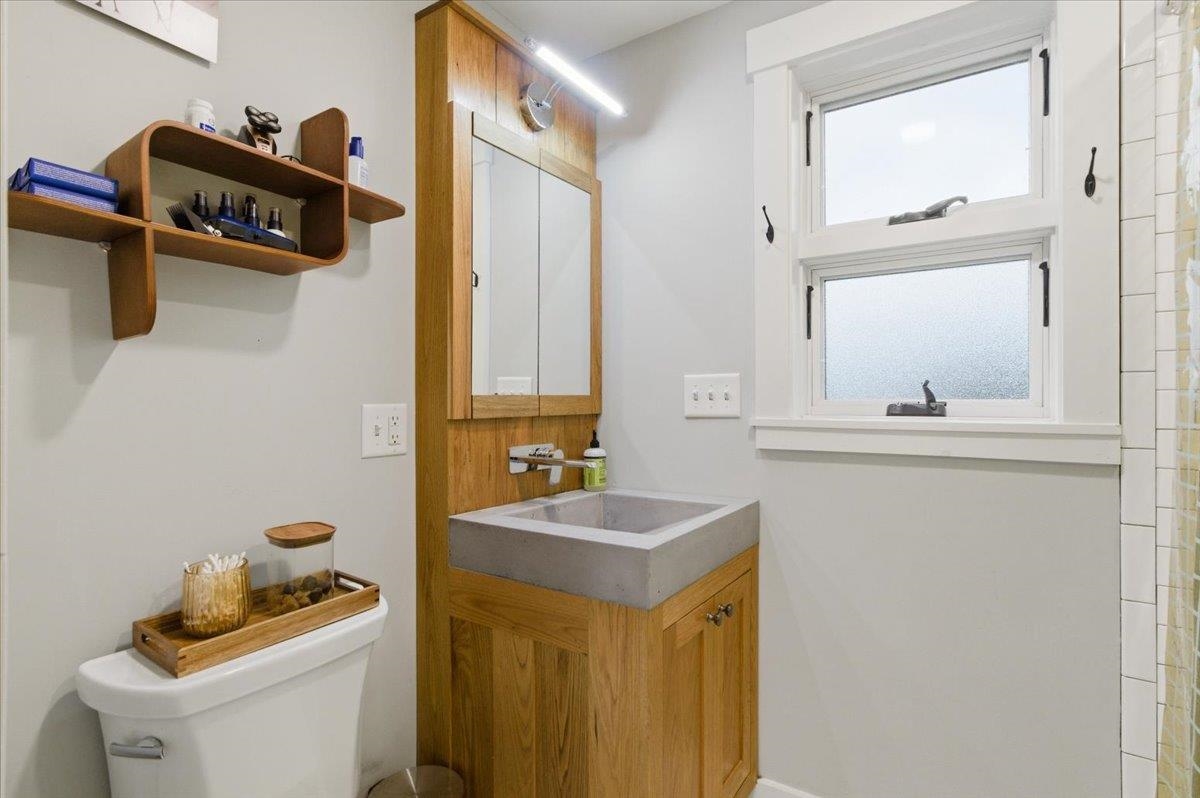 35 Terrace Street Montpelier, VT 05602 - Photo 43 of 47