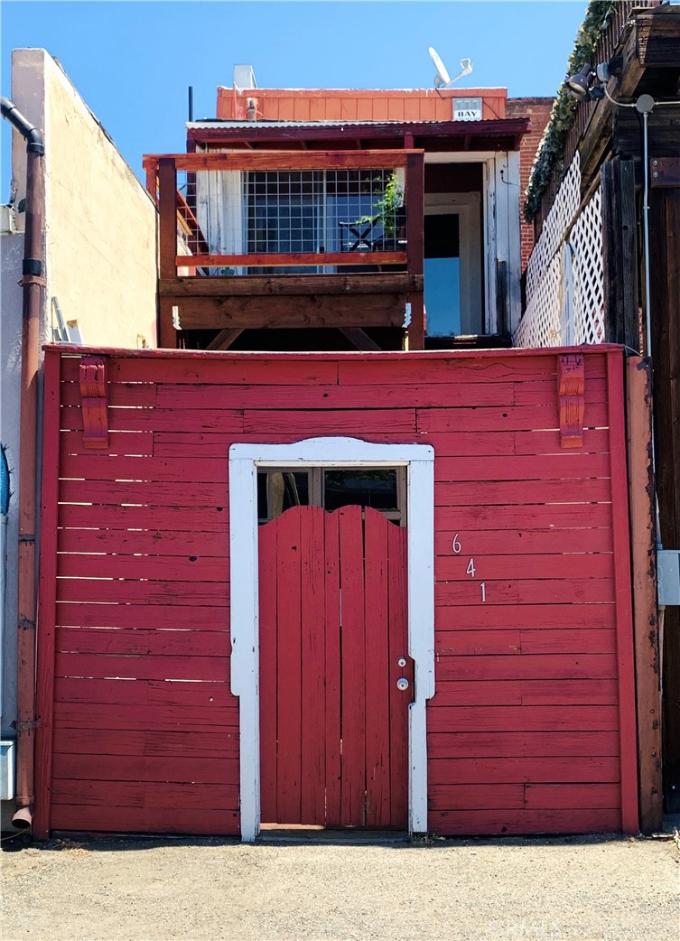 641 Main Street Red Bluff, CA 96080 - Photo 11 of 24 a view of front door