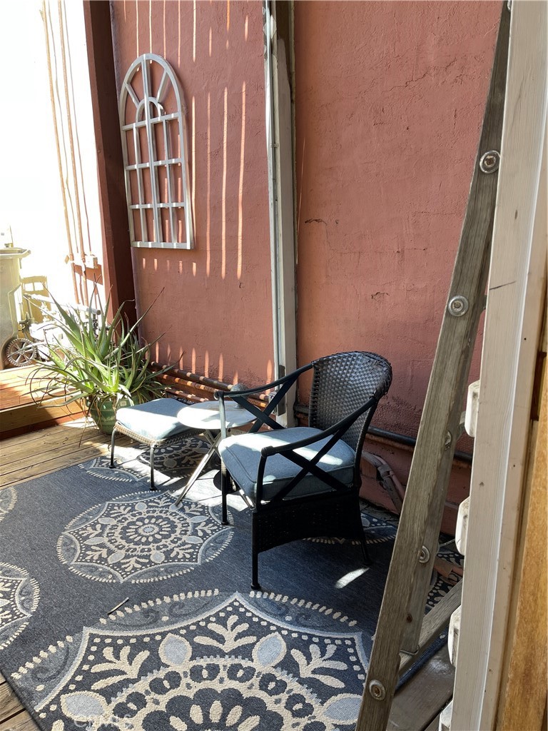 641 Main Street Red Bluff, CA 96080 - Photo 10 of 24 a room with furniture and rug