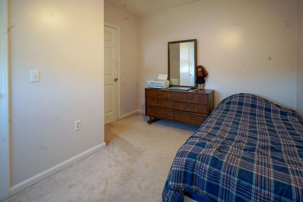 103 Tucker Street Fall River, MA 02724 - Photo 15 of 27