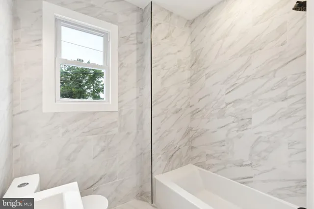 $2,900 | 65 Limekiln Pike, Glenside, PA 19038