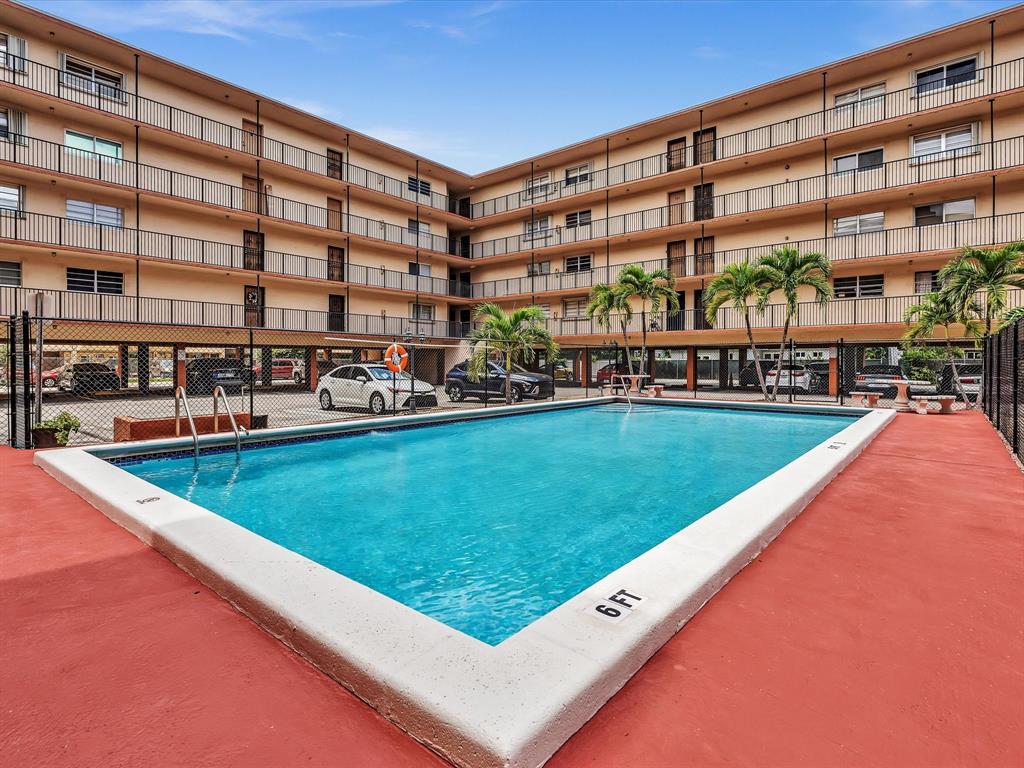 1075 West 68th Street, Unit 203 Hialeah, FL 33014 - Photo 33 of 41