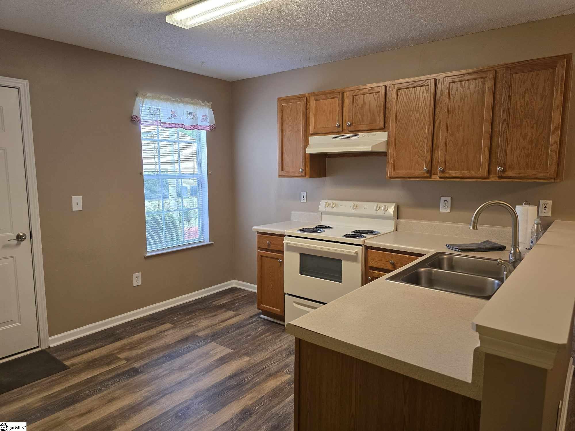 207 Hawksbill Drive Easley, SC 29642 - Photo 8 of 19