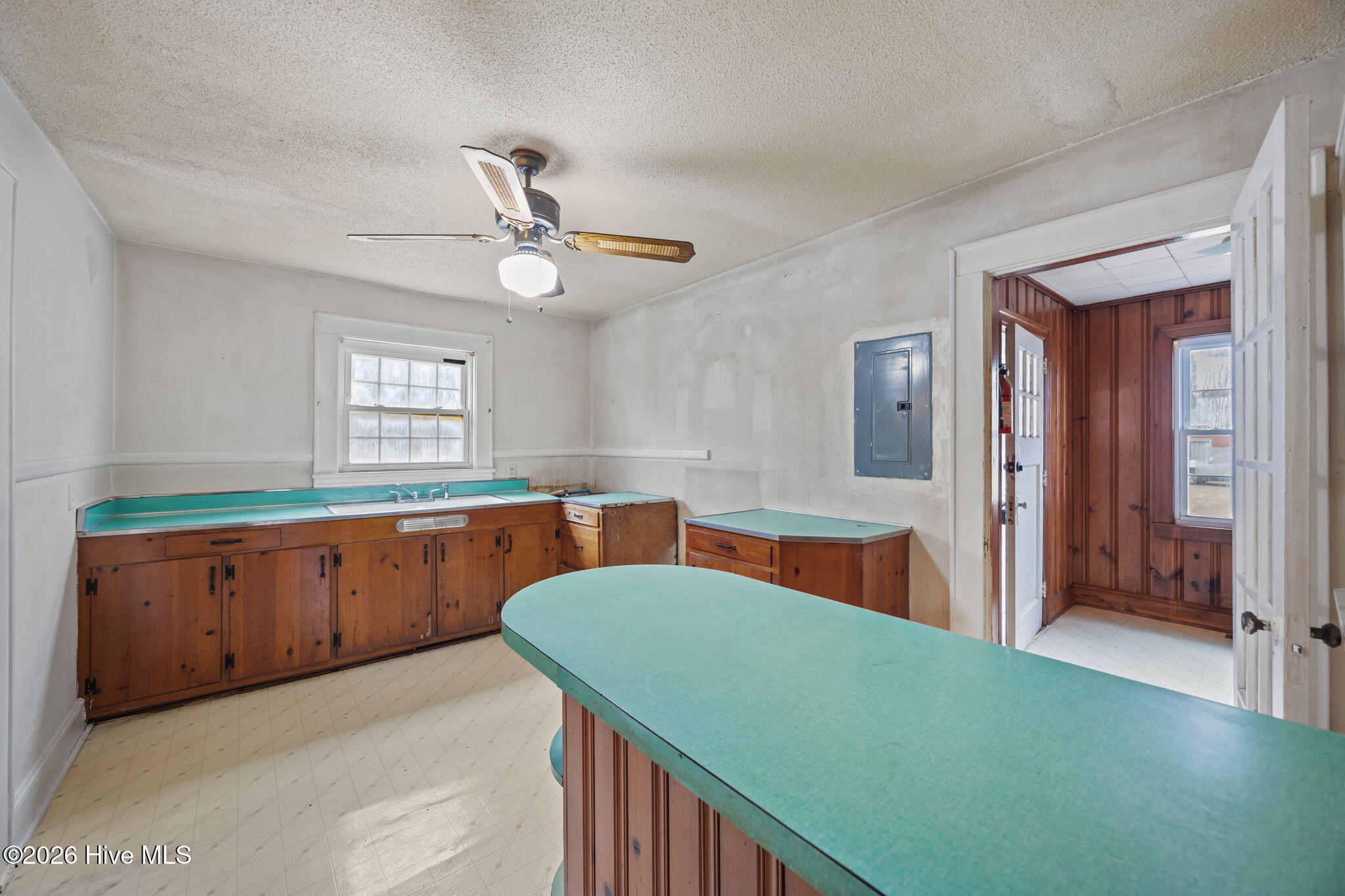 3825 Highway 102 Ayden, NC 28513 - Photo 11 of 42 Kitchen