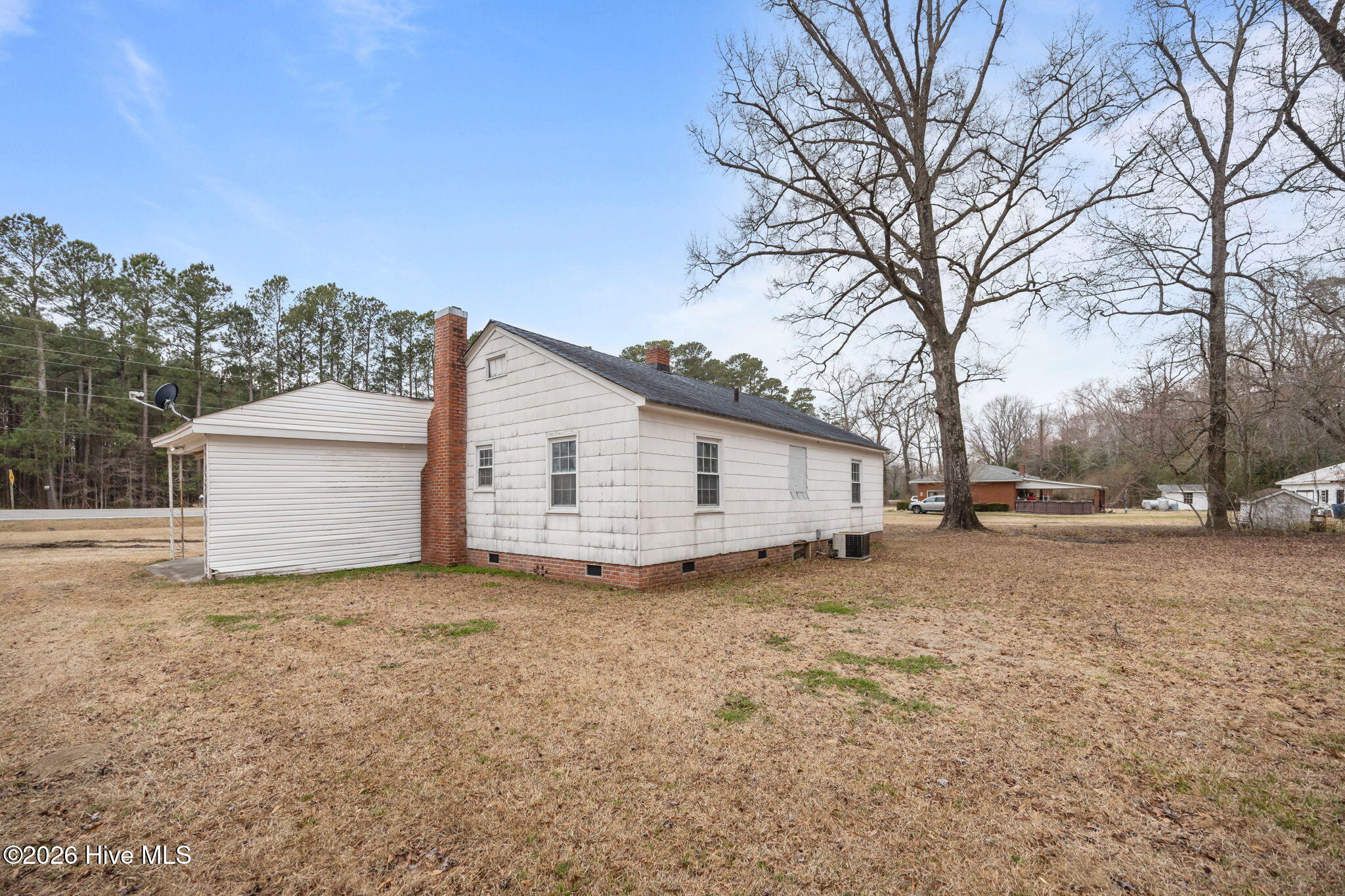 3825 Highway 102 Ayden, NC 28513 - Photo 24 of 42 Side Elevation