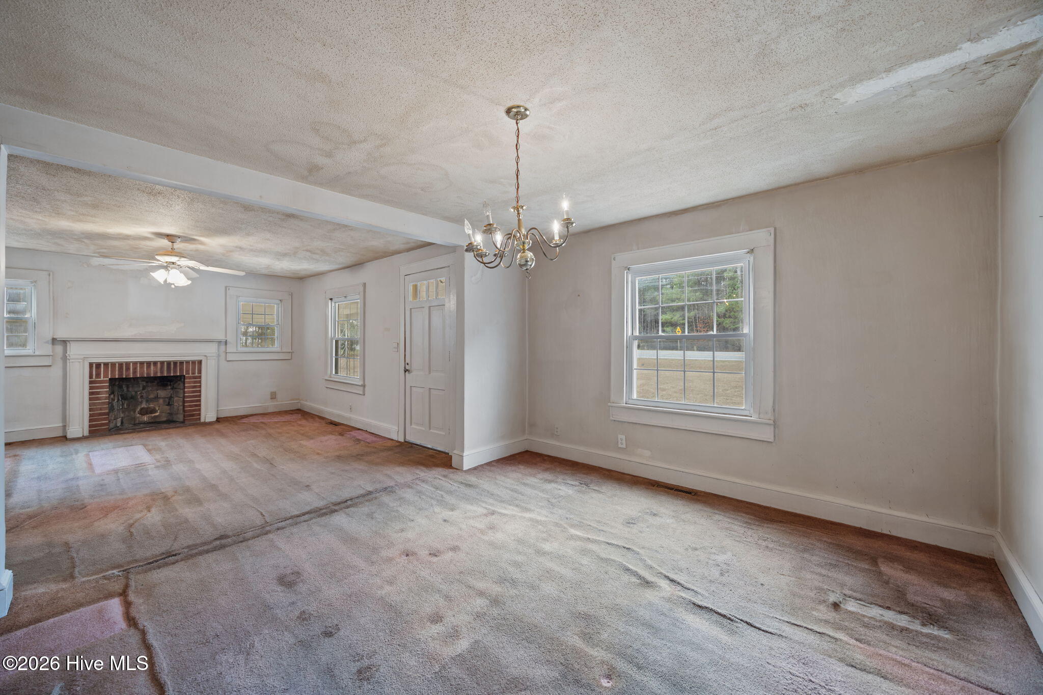 3825 Highway 102 Ayden, NC 28513 - Photo 9 of 42 Dining Room