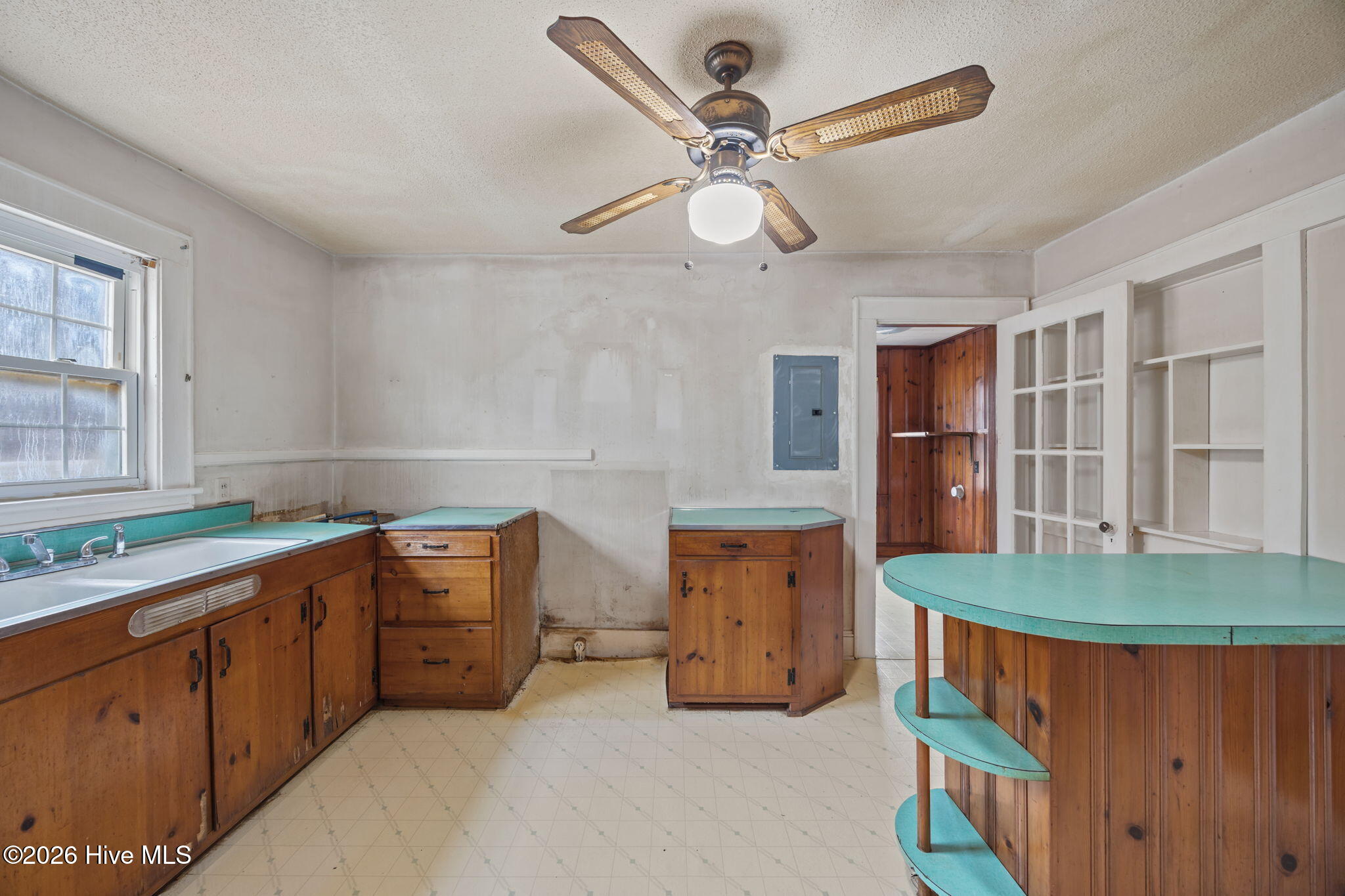 3825 Highway 102 Ayden, NC 28513 - Photo 10 of 42 Kitchen