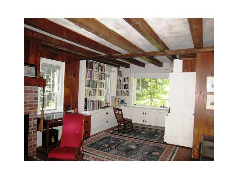 286 Hallowell Road Pownal, ME 04069 - Photo 8 of 35 Living Room.