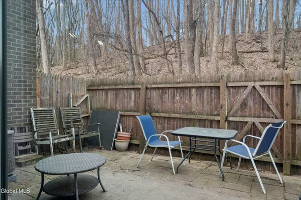 $275,000 | 82 Crestwood Terrace, Albany, NY 12203