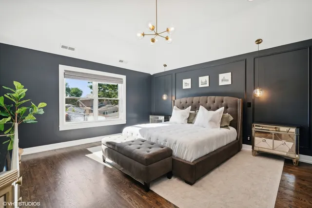 $6,000 | 6324 North Keeler Avenue, Chicago, IL 60646