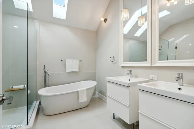 $6,000 | 6324 North Keeler Avenue, Chicago, IL 60646