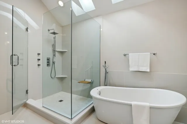 $6,000 | 6324 North Keeler Avenue, Chicago, IL 60646