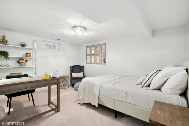 $6,000 | 6324 North Keeler Avenue, Chicago, IL 60646