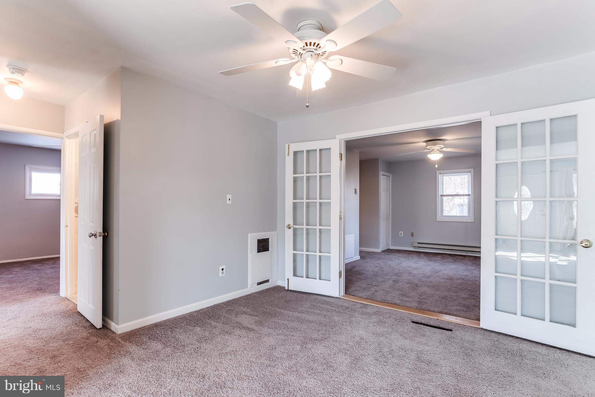 5912 Charnwood Road Baltimore, MD 21228 - Photo 8 of 27 Living Room