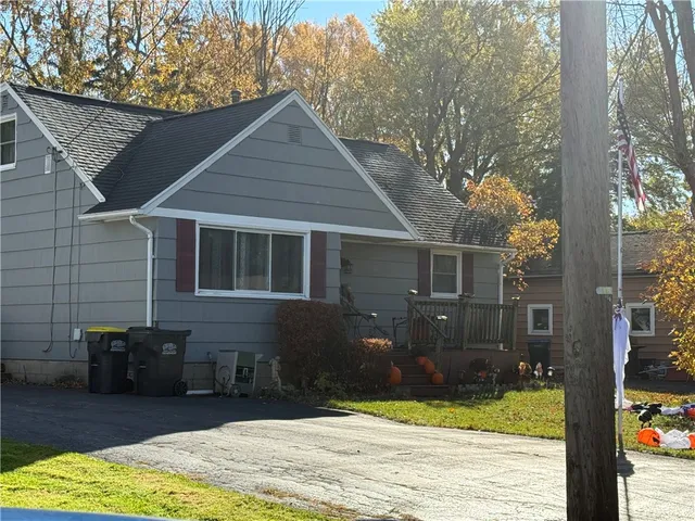 $155,000 | 70 Rossmore Street, Gates, NY 14606