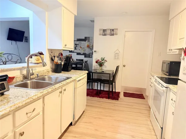 $1,200 | 1 Confidential Nw 73rd Street, Unit 1, Fort Lauderdale, FL 33321