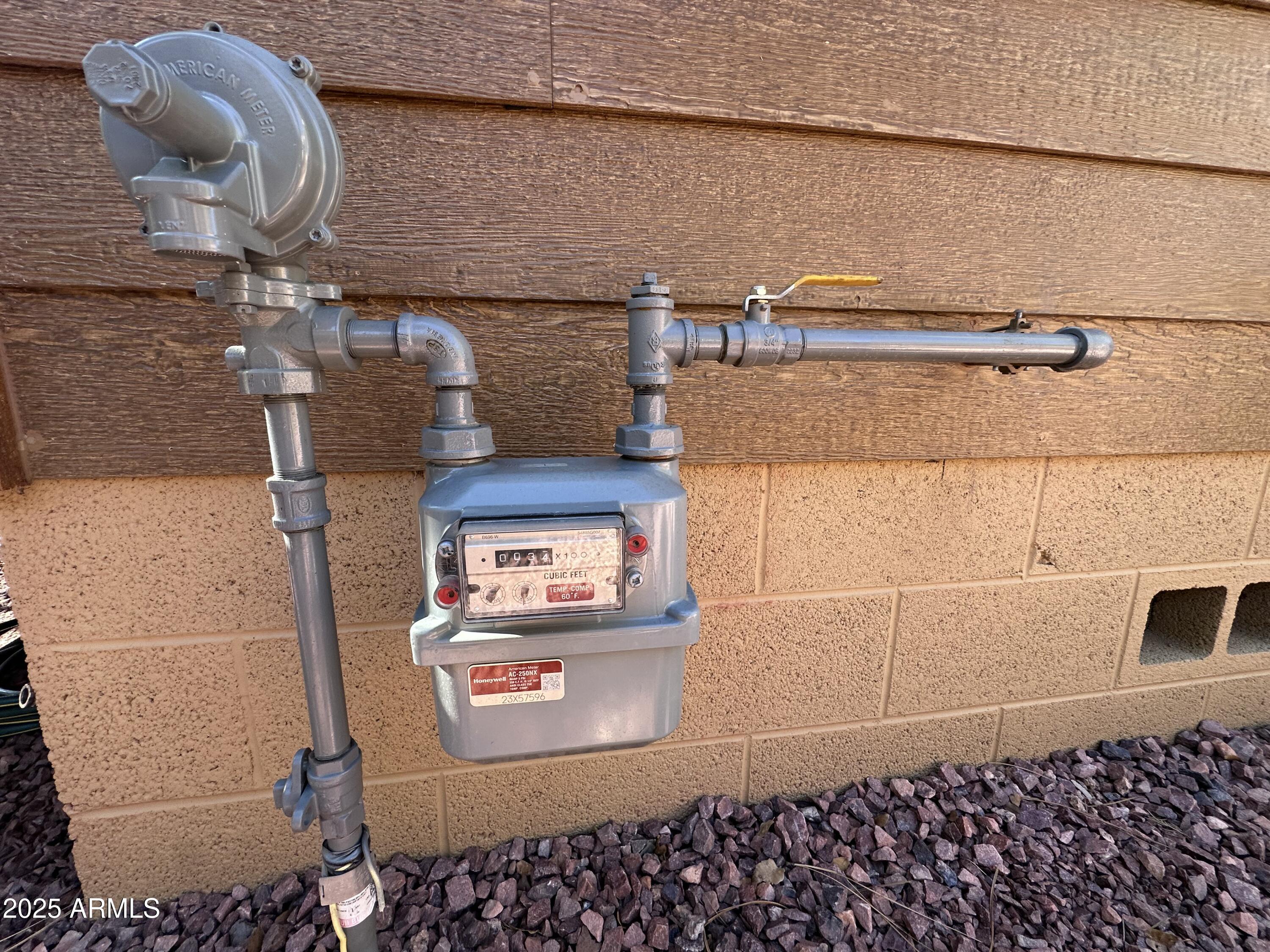 3457 Whispering Pines Road Pine, AZ 85544 - Photo 16 of 27 a bathroom with a shower