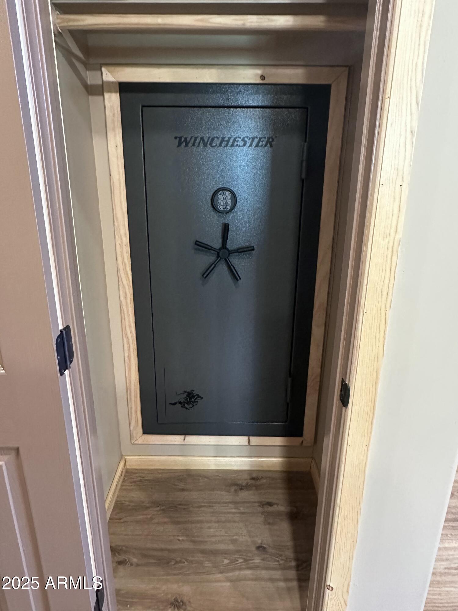 3457 Whispering Pines Road Pine, AZ 85544 - Photo 9 of 27 a view of a door