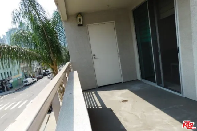 $1,940 | 267 San Pedro Street, Unit 202, Los Angeles, CA 90012