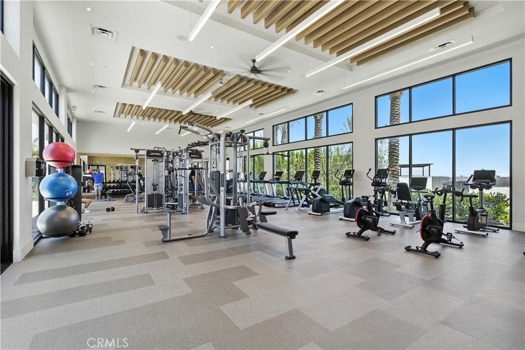 108 Verbena Way Montebello, CA 90640 - Photo 4 of 18 Rec Center Fitness Room