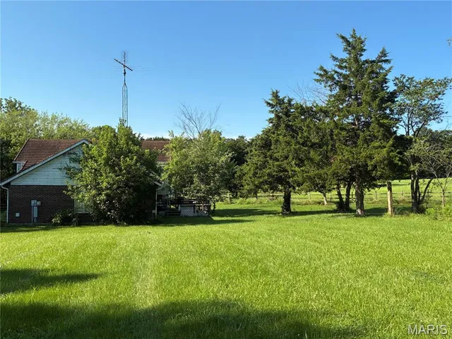 $600,000 | 14144 Hwy East, Curryville, MO 63339