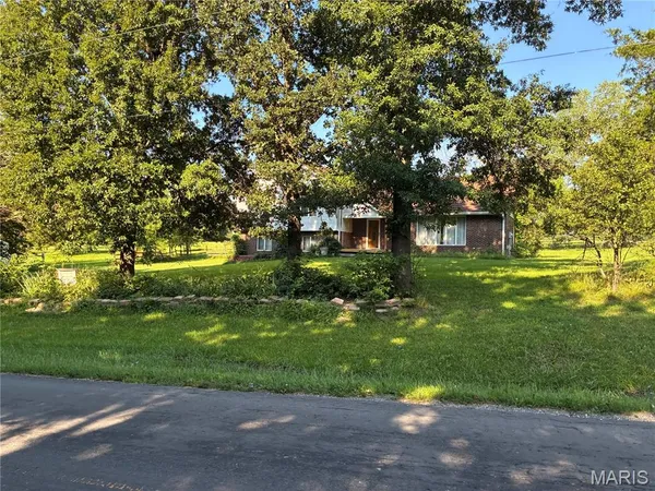 $550,000 | 14144 Hwy East, Curryville, MO 63339