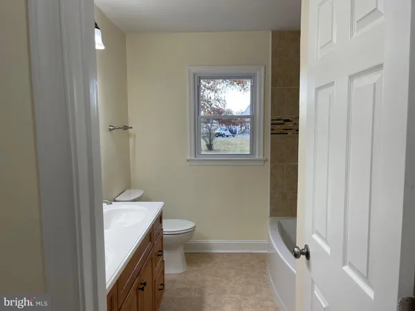 $238,500 | 12460 Somerset Avenue, Princess Anne, MD 21853