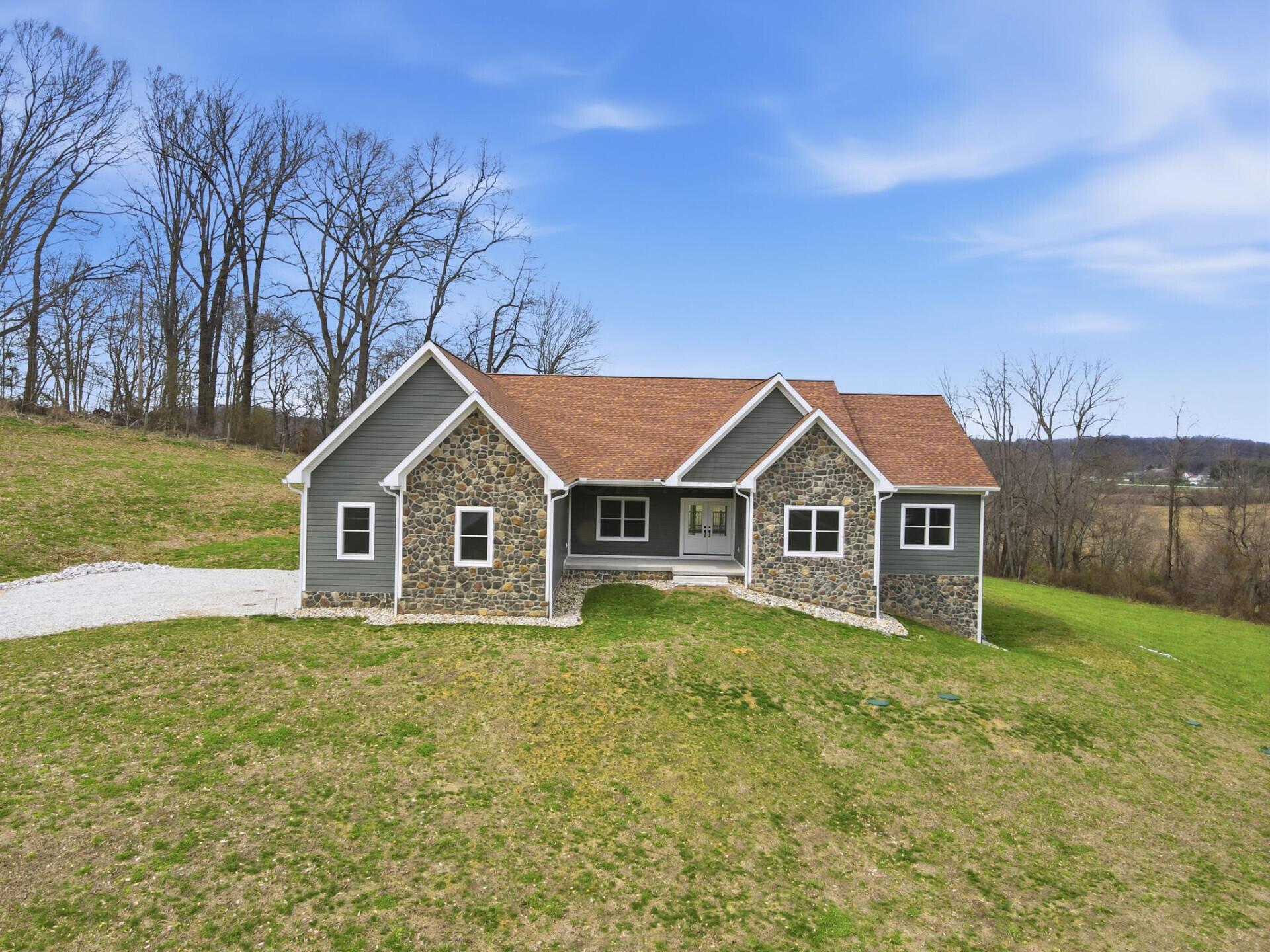 3597 Country Club Road Southwest Lancaster, OH 43130 - Photo 10 of 65 3597CountryClubRdSW_68353_10