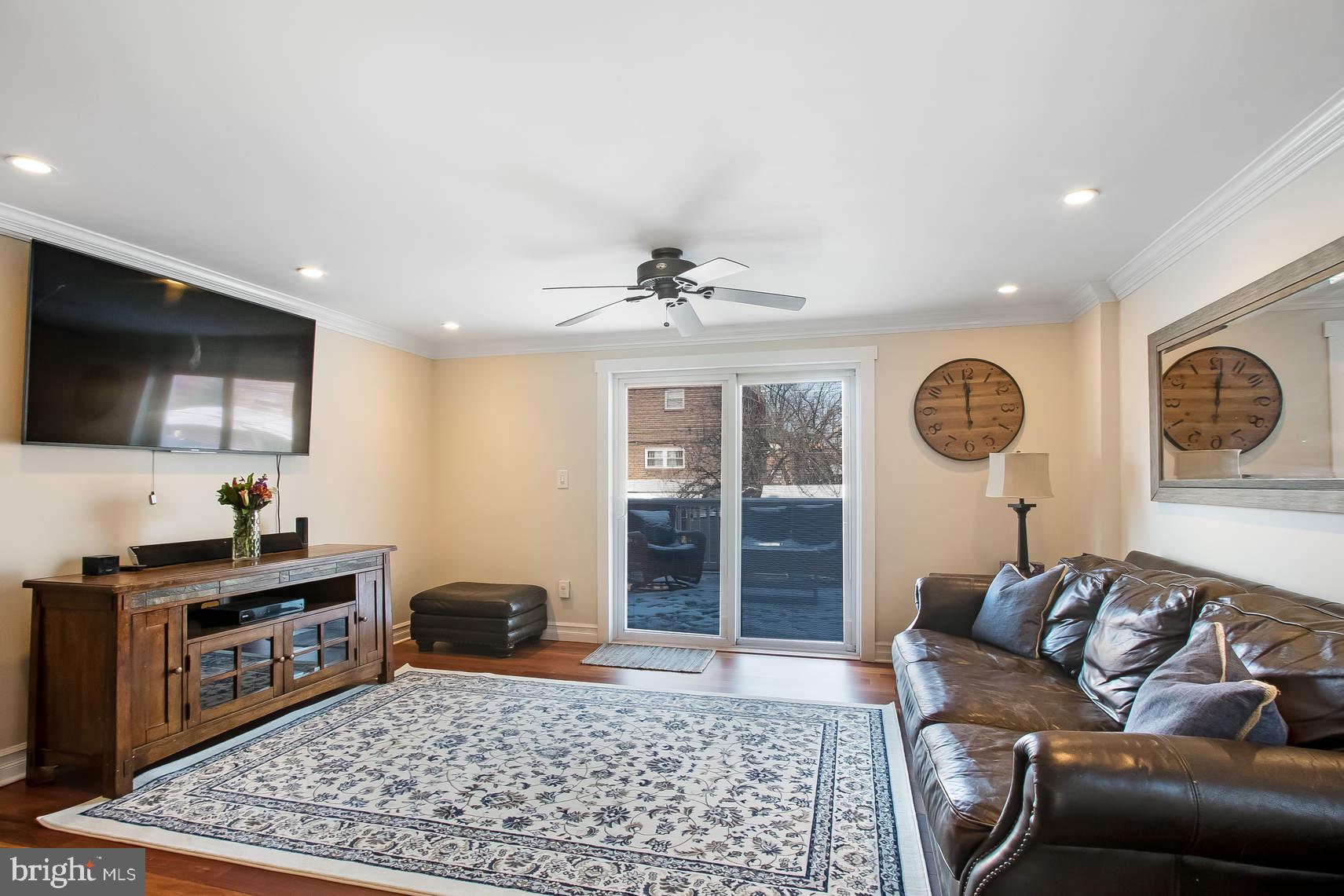 136 Ridgefield Road Philadelphia, PA 19154 - Photo 3 of 23