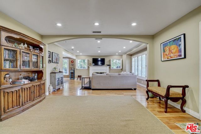 $7,712 | 4483 Sherman Oaks Circle, Sherman Oaks, CA 91403