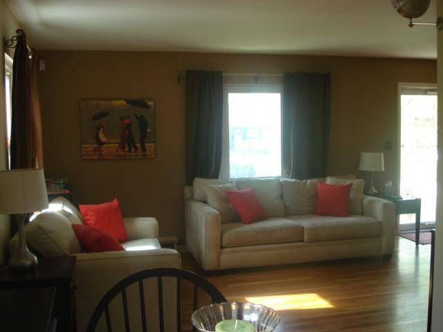 2648 Bristol Road Columbus, OH 43221 - Photo 2 of 16