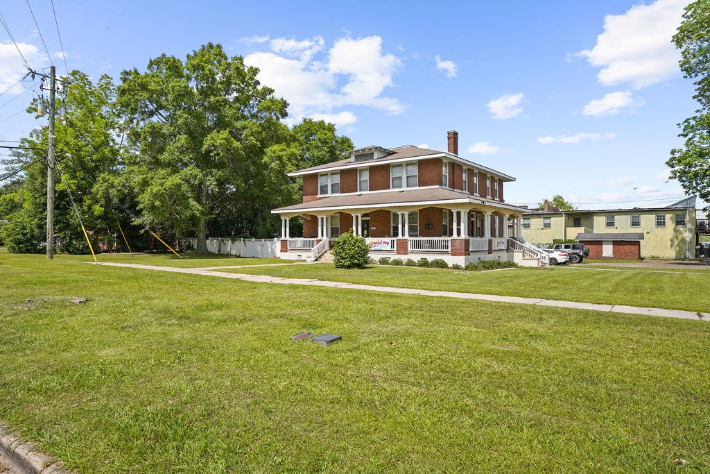 307 South Academy Street Geneva, AL 36340 - Photo 6 of 76
